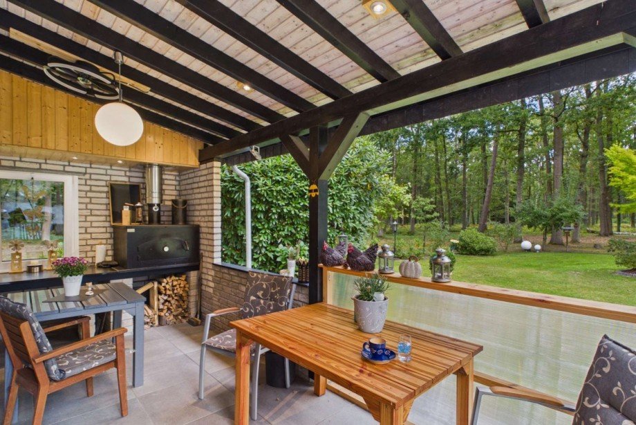Terrasse mit Holzbackofen Einfamilienhaus Barwedel