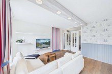 Wohnzimmer K�stenflair mit hoher Lebensqualit�t - Sorgloses Mieten mit der Option auf Kauf