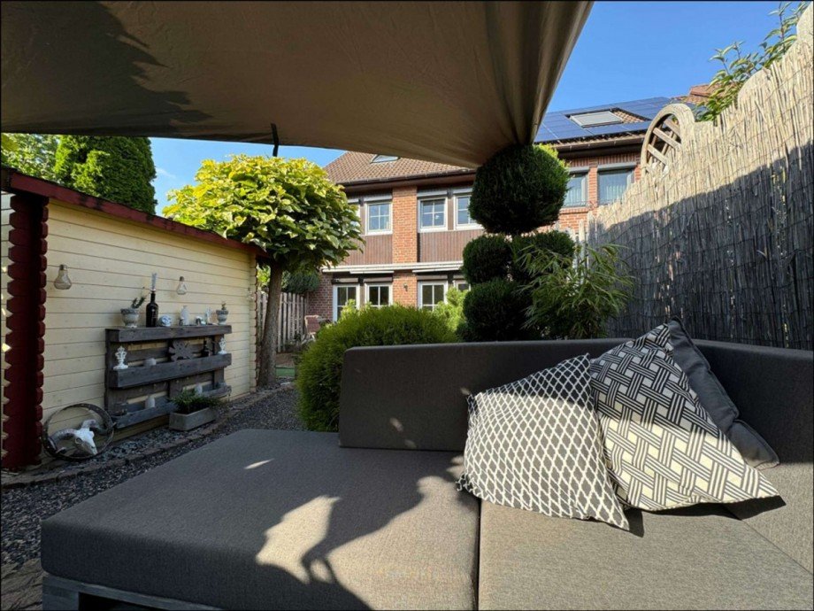 Gartenansicht zum Haus Reihenmittelhaus Wolfsburg