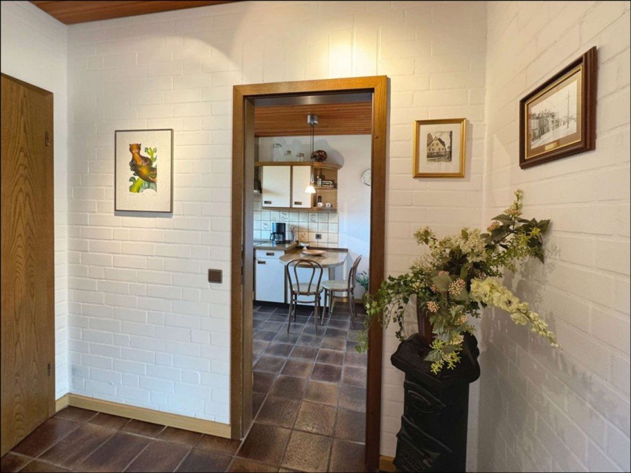 Blick vom Flur in die K�che Einfamilienhaus Wolfsburg