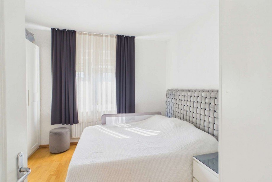 Erdgeschoss - Schlafzimmer Zweifamilienhaus Wolfsburg