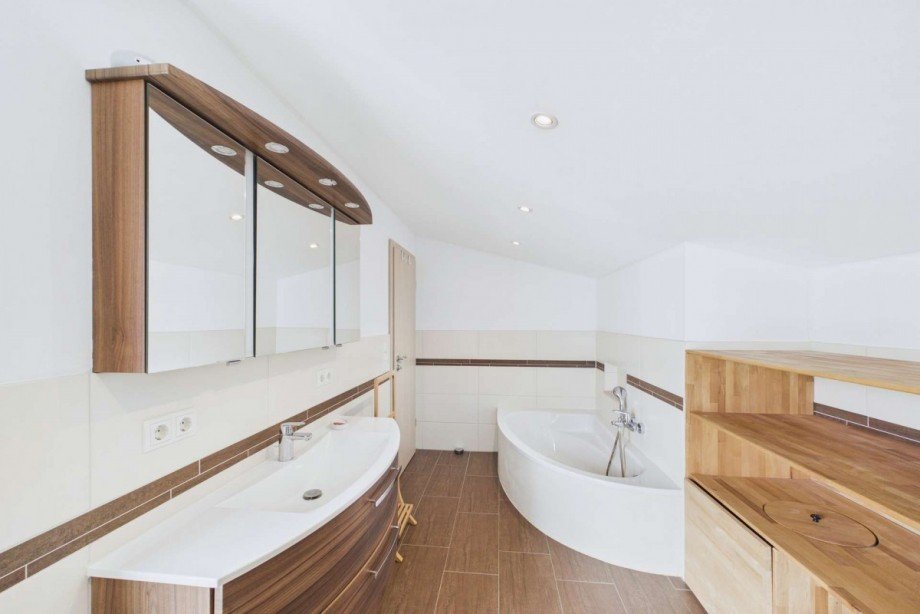 oben-Bad Einfamilienhaus Grafhorst