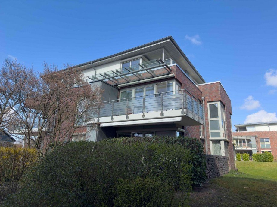 Blick zum Balkon Etagenwohnung Wolfsburg