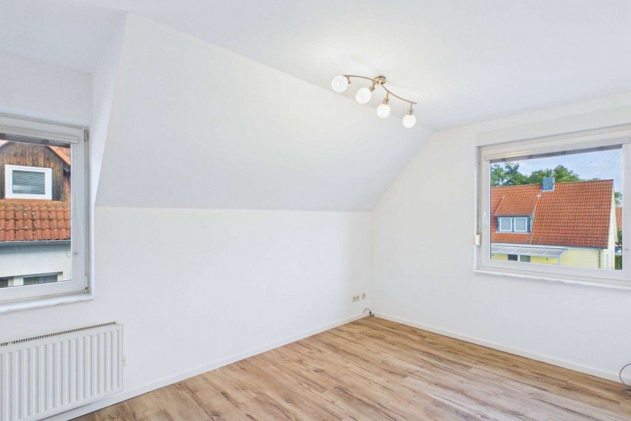 Schlafzimmer Doppelhaush�lfte Wolfsburg-Nordsteimke