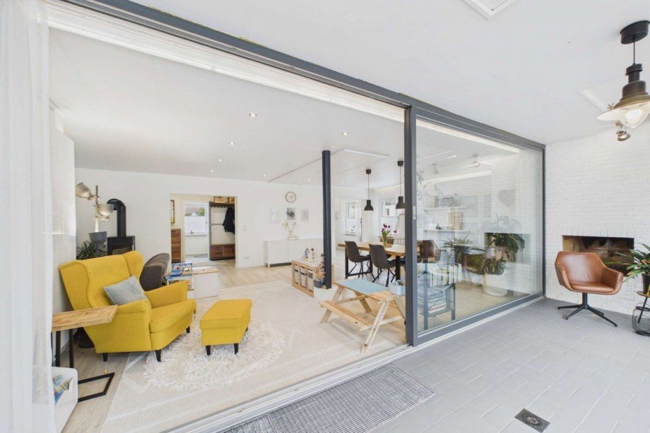 Blick vom Wintergarten ins Wohnzimmer Haus Wolfsburg