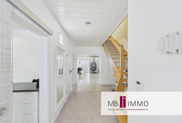 Blick in Ihr zuk�nftiges Objekt Wolfsburg Haus Koffer packen und einziehen, dieses Traumhaus kann bald Ihnen geh�ren