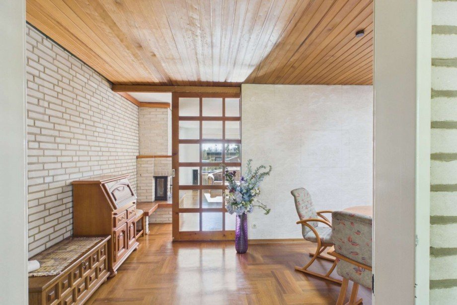 Blick zum Esszimmer und zum Wohnzimmer Einfamilienhaus Wolfsburg