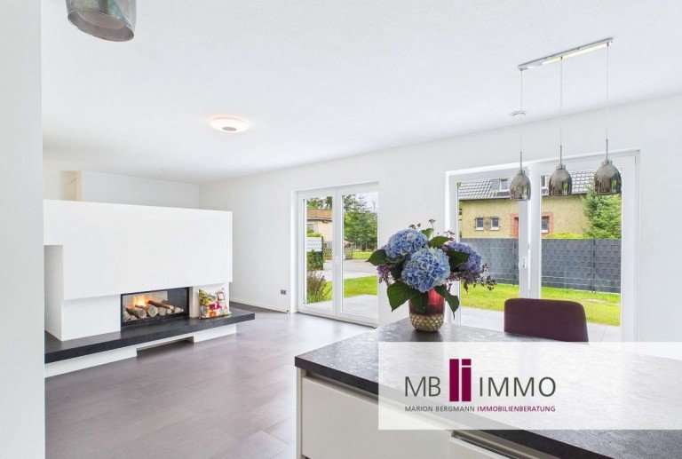Traumimmobilie in Ehmen Wolfsburg / Ehmen - Ehmen, Niedersachsen Einfamilienhaus Ankommen und wohlf�hlen, Gro�z�giges Wohnhaus mit Einliegerwohnung oder Businessbereich