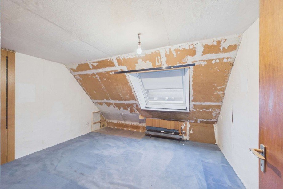 Zimmer im Dachgeschoss Reihenmittelhaus Wolfsburg