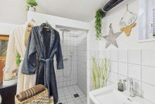 Dusche im Untergeschoss Traumhaus in Weihnachtsstimmung sucht neue Besitzer