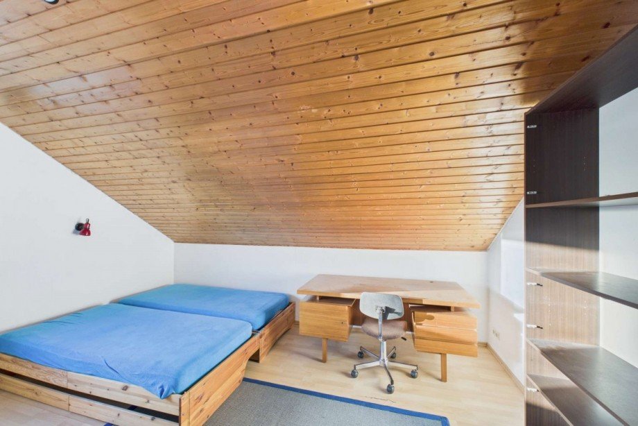 Zimmer 3 im Obergeschoss Einfamilienhaus Wolfsburg