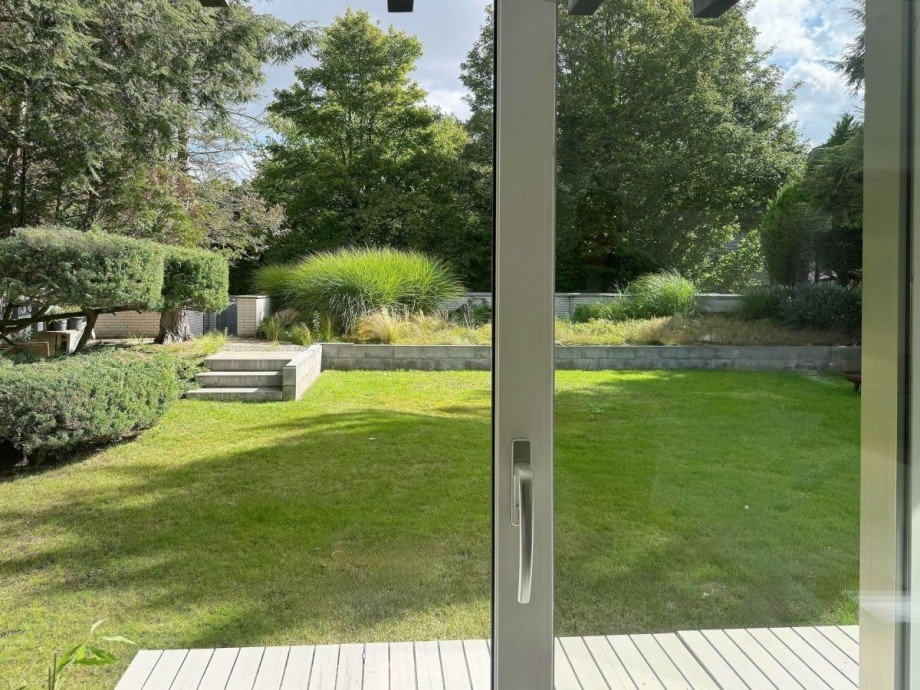 Blick in den Garten Einfamilienhaus Wolfsburg