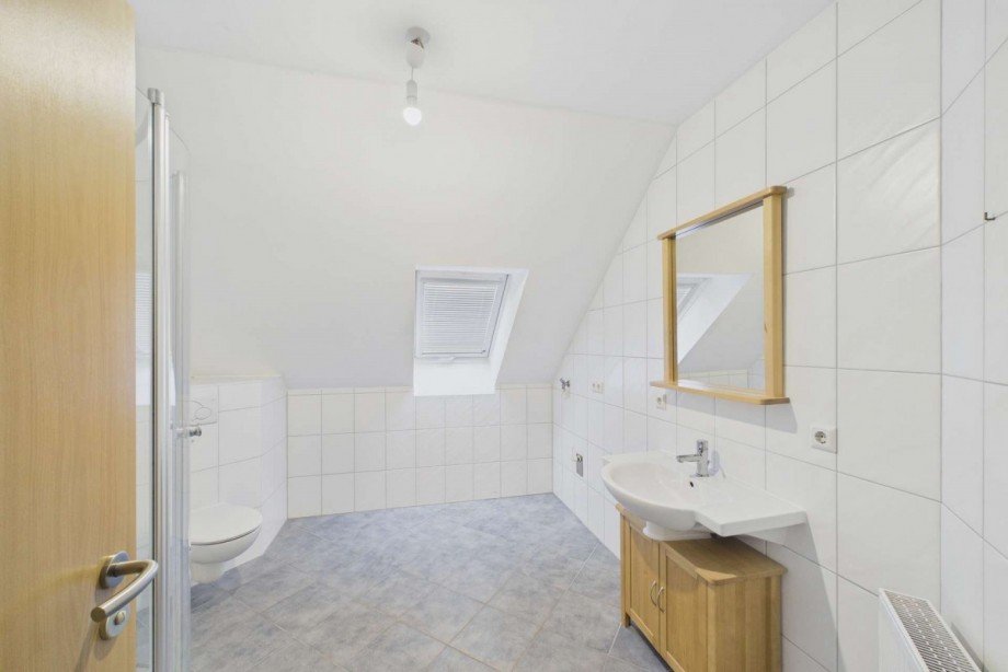 Bad Dachgeschosswohnung Wolfsburg