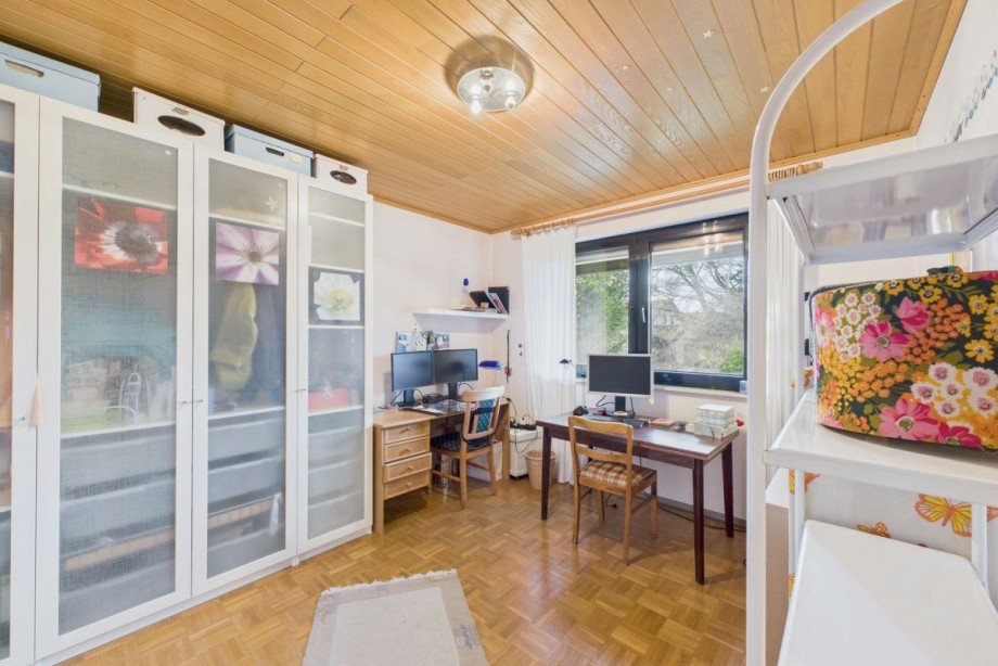 Drittes Zimmer im Erdgeschoss Einfamilienhaus Wolfsburg-Ehmen