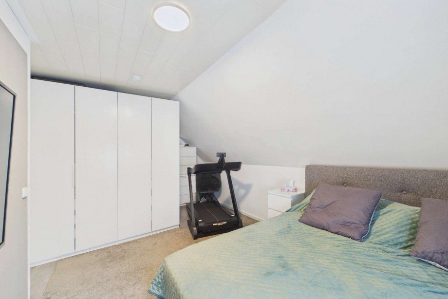 Schlafzimmer Doppelhaush�lfte Wolfsburg
