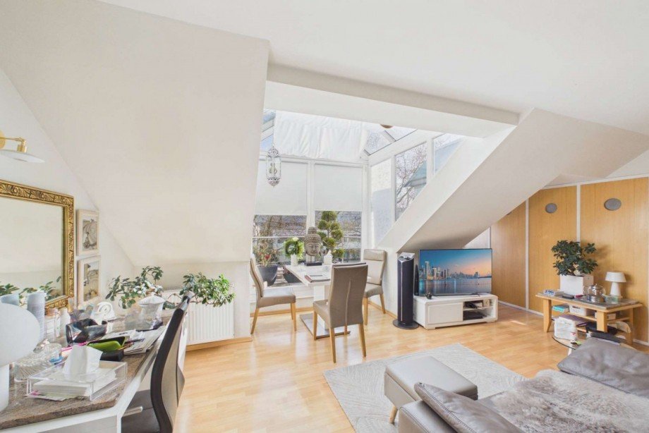 Architektenwohnung- Esszimmer B�ro / Praxis Wolfsburg
