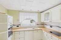 Bild (73277dfb7f45ed3783d04b4453c4d075): Sehr gepflegte und gro�z�gige Immobilie freut sich auf neue Eigent�mer