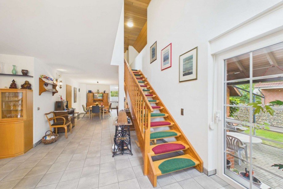 Treppe ins Obergeschoss Einfamilienhaus Wolfsburg-Hattorf
