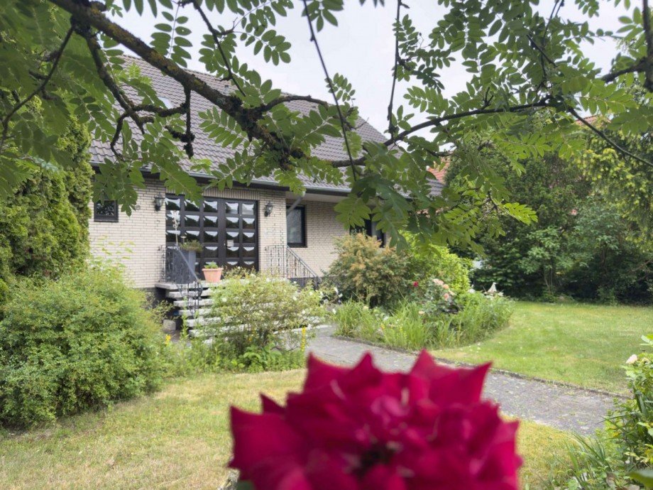 Blick zum Haus Einfamilienhaus Wolfsburg-Ehmen