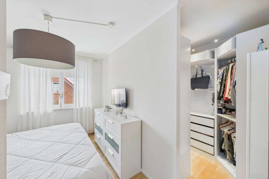 Elternschlafzimmer mit begehbarem Kleiderschrank Einfamilienhaus Wolfsburg-Ehmen