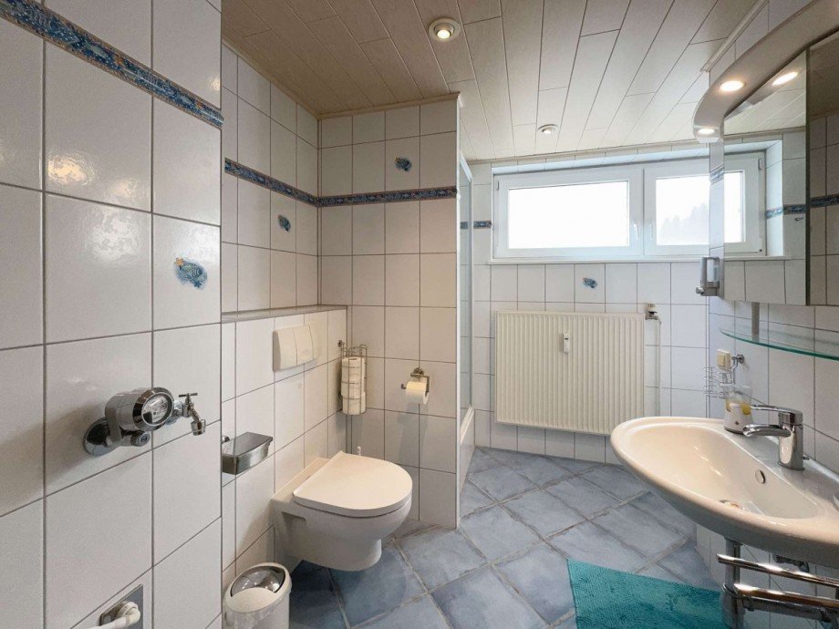 Bad mitz Dusche und Wanne Haus Wolfsburg