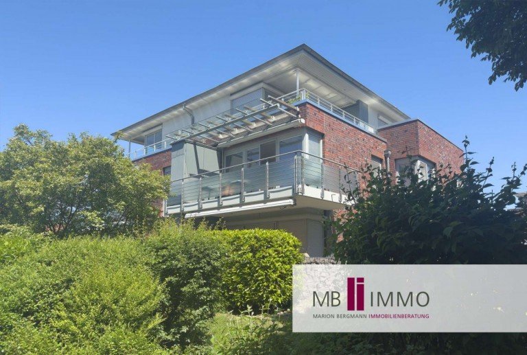 Willkommen in Ihrem neuen Heim Wolfsburg Etagenwohnung 4 Zimmer- zwei B�der - und alles mit viel Liebe und Geschmack gestaltet