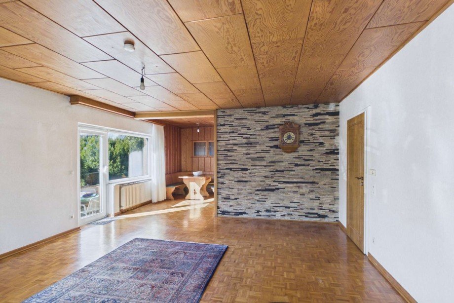Blick vom Wohnzimmer zum Esszimmer Einfamilienhaus Wolfsburg