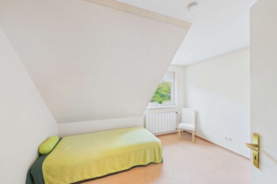 Zimmer 3 im Obergeschoss Reihenmittelhaus Wolfsburg