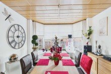 Essplatz Traumhaus in Weihnachtsstimmung sucht neue Besitzer