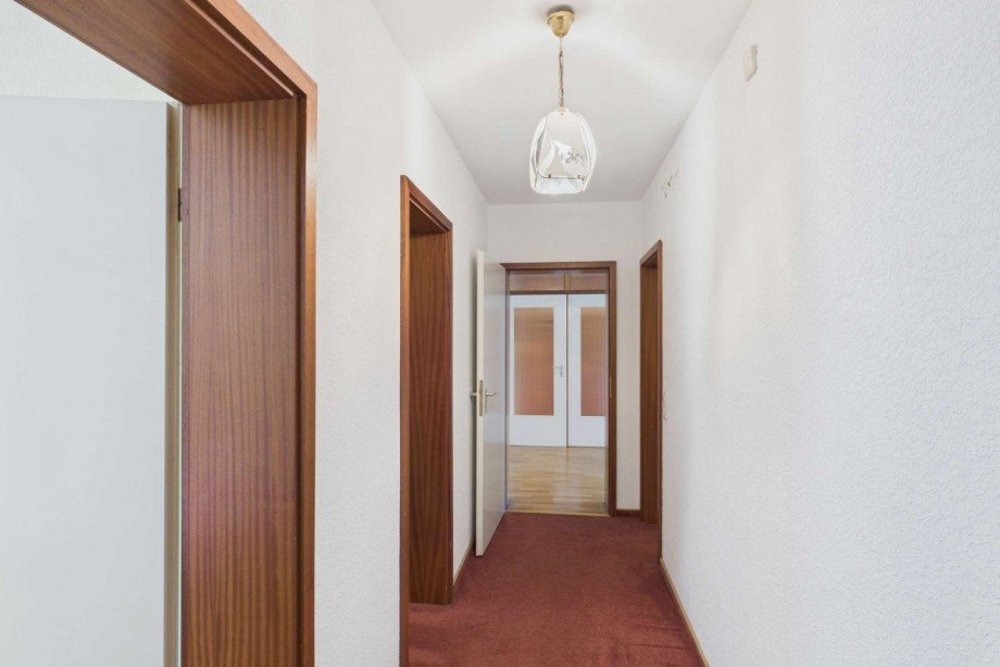 Flur zu den Schlafr�umen Etagenwohnung Wolfsburg / Westhagen