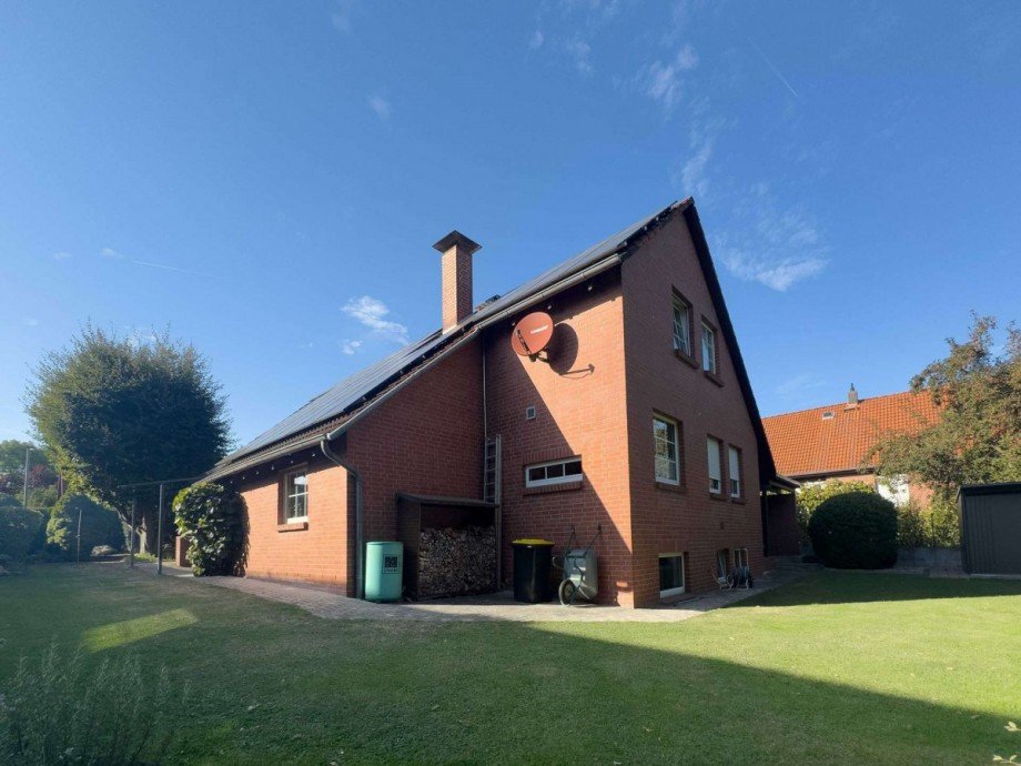 Blick zum Haus Einfamilienhaus Wolfsburg-Hattorf
