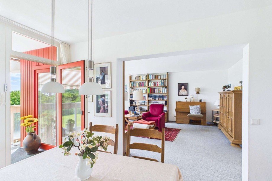 Blick vom Essplatz ins Wohnzimmer Etagenwohnung Wolfsburg