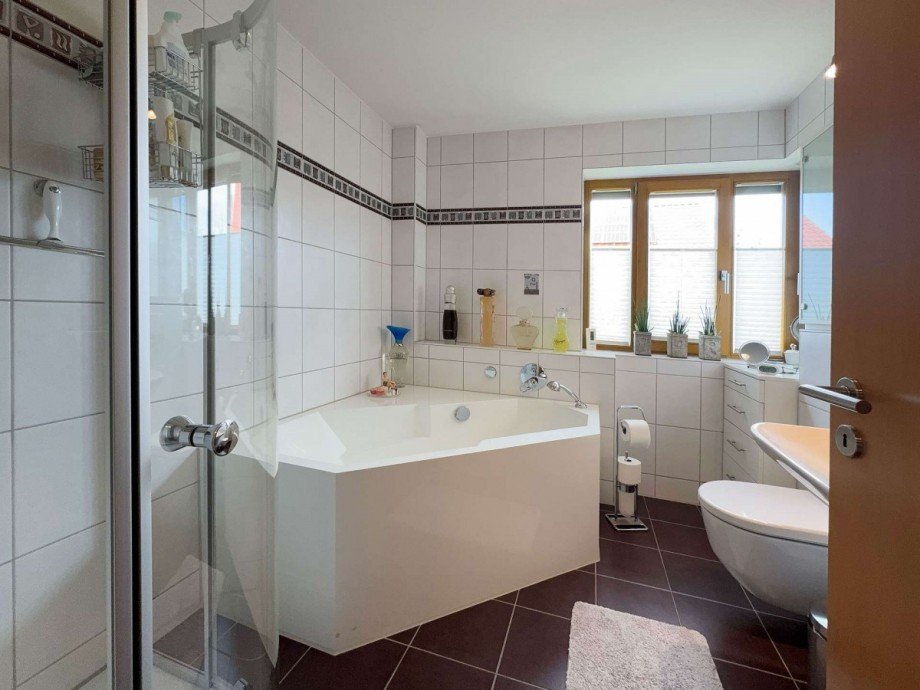 Traumbad mit Wanne Erdgeschosswohnung Wolfsburg