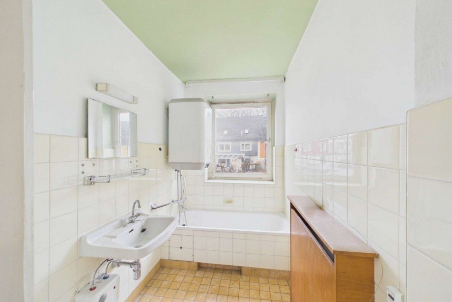 Bad im Obergeschoss Reihenmittelhaus Wolfsburg