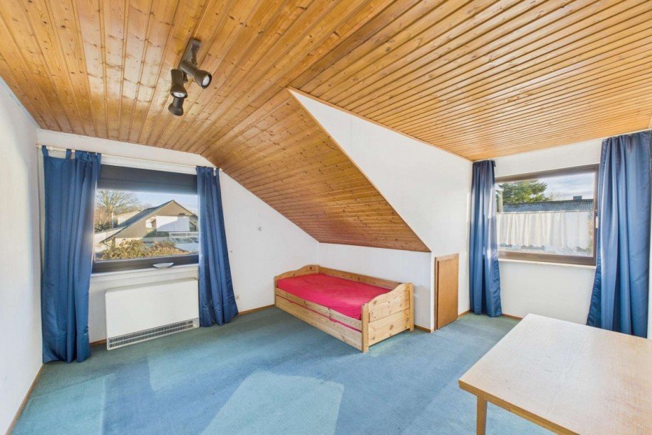 Zimmer 1 im Obergeschoss Einfamilienhaus Wolfsburg
