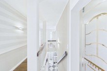 Flur im Obergeschoss K�stenflair mit hoher Lebensqualit�t - Sorgloses Mieten mit der Option auf Kauf