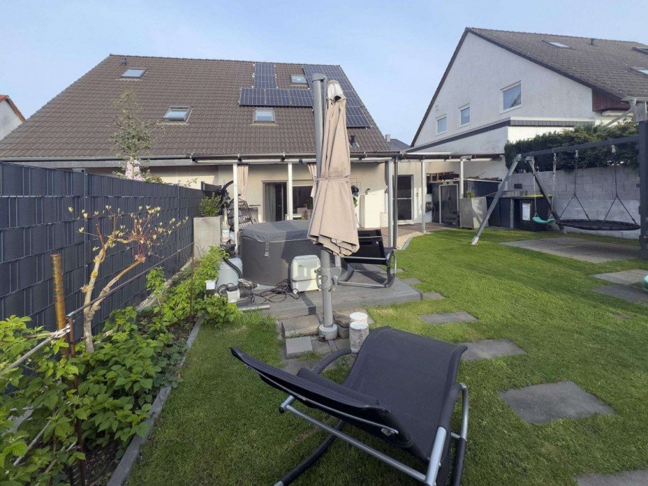 Gartenblick Doppelhaush�lfte Wolfsburg