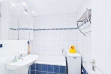 innenliegendes Wannenbad Hell und gepflegt wartet diese toll geschnittene Wohnung auf Sie!