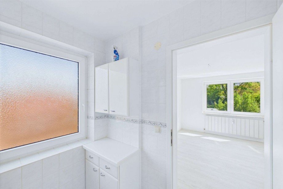 Blick vom Bad zum Schlafzimmer Etagenwohnung Wolfsburg-Fallersleben