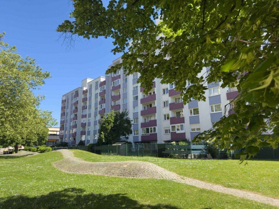 Blick zum Balkon Etagenwohnung Wolfsburg