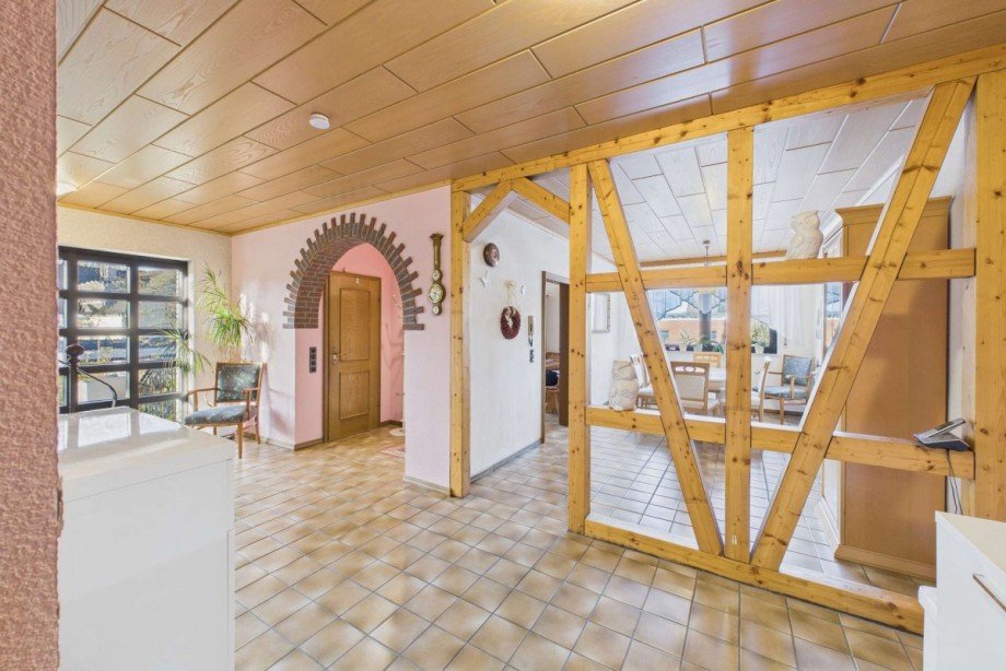 Diele mit Fachwerk als Raumteiler Einfamilienhaus Wolfsburg-Ehmen