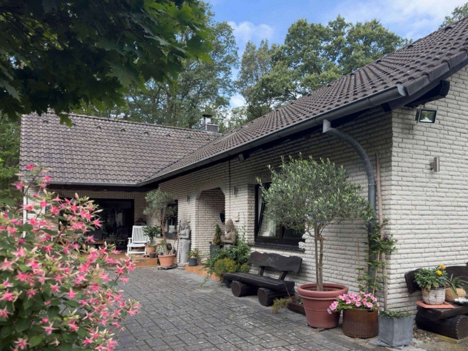 Weg zum Hauseingang Einfamilienhaus Barwedel