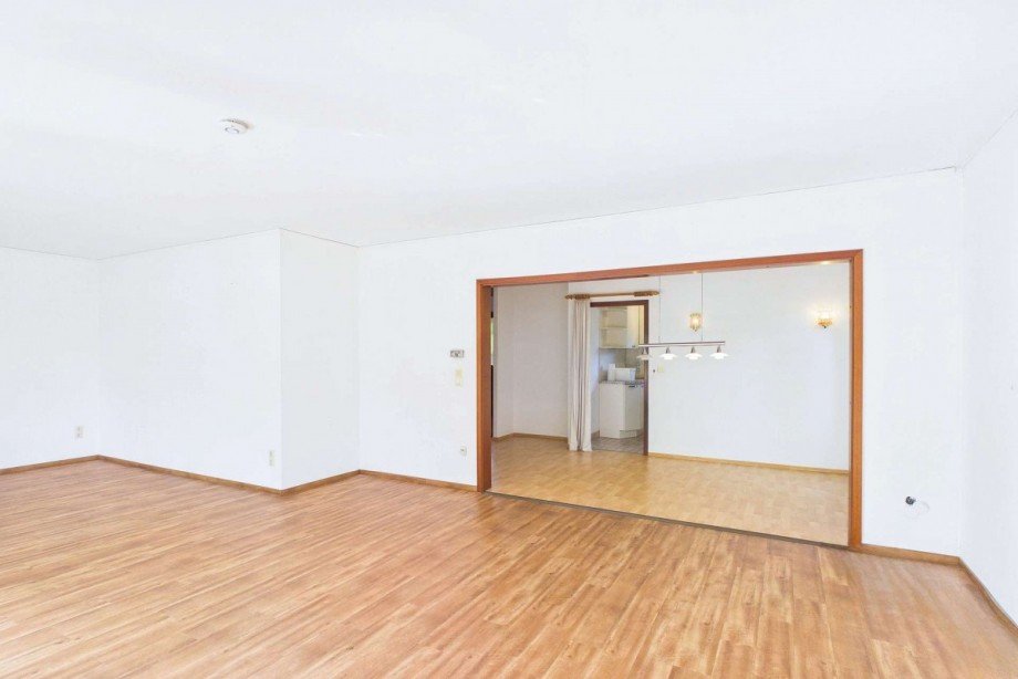 Wohnzimmerblick zum Essbereich Haus Danndorf