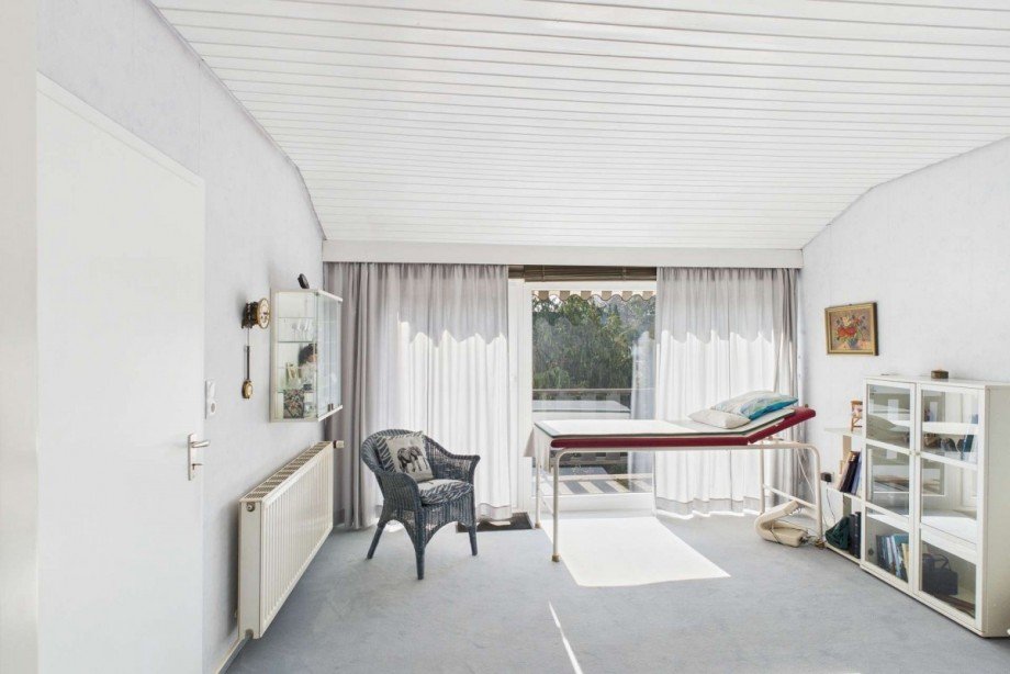 Elternschlafzimmer - Blick zum Fenster Haus Wolfsburg