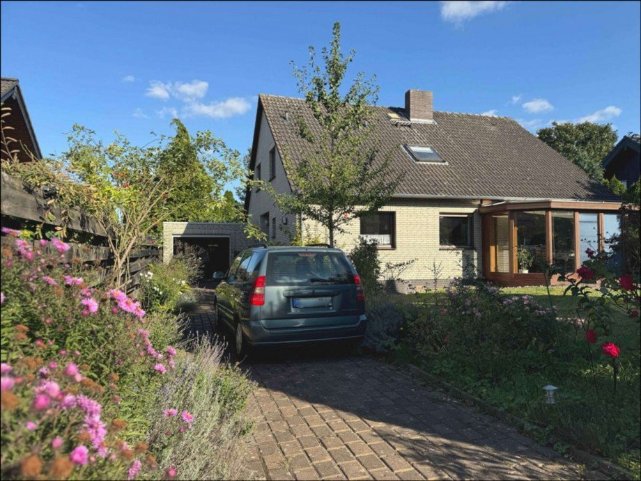 Blick zum Haus Einfamilienhaus Vechelde