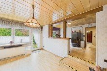 Wohnzimmer Ihr neues Immobilienprojekt unweit vom Riedetal - Sanierung oder Neubau, Sie haben die Wahl!